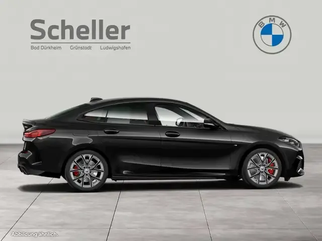 BMW 235