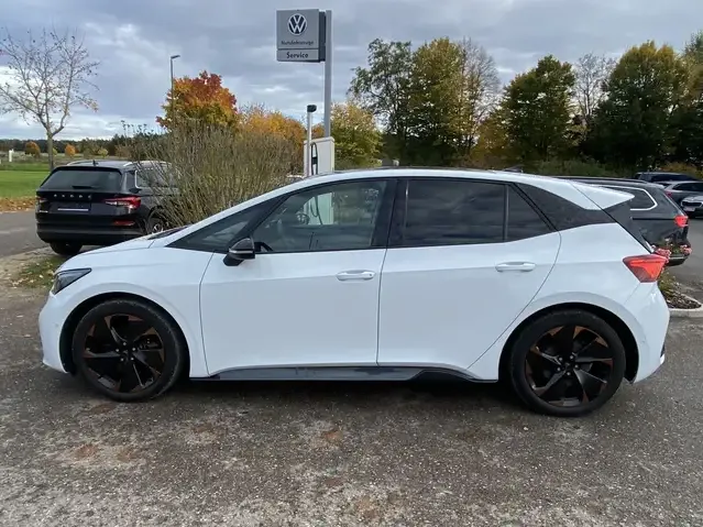 CUPRA Born
