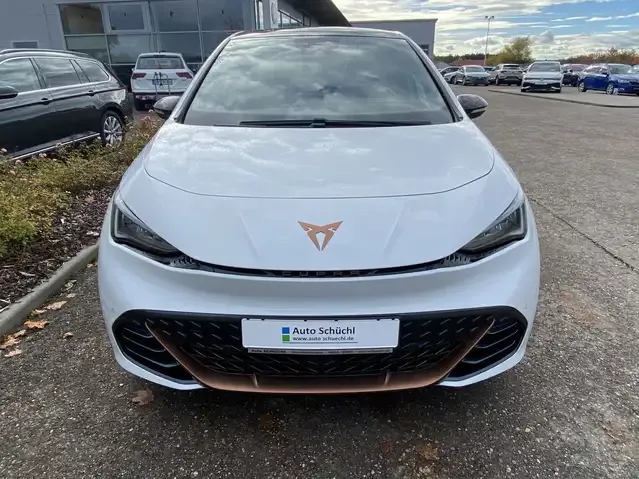 CUPRA Born