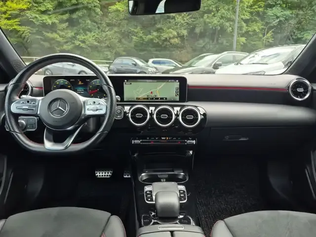 Mercedes-Benz A 250