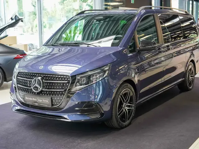 Mercedes-Benz V 220