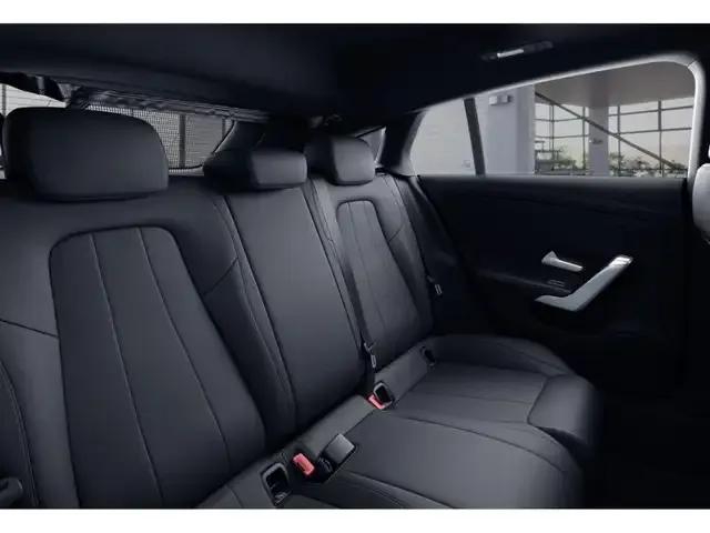 Mercedes-Benz CLA 220