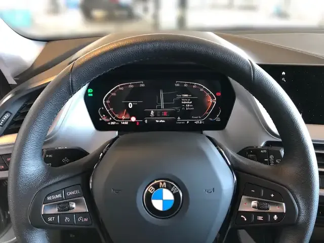 BMW 118
