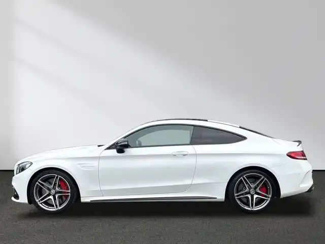 Mercedes-Benz C 63 AMG