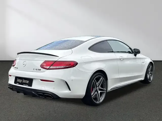Mercedes-Benz C 63 AMG