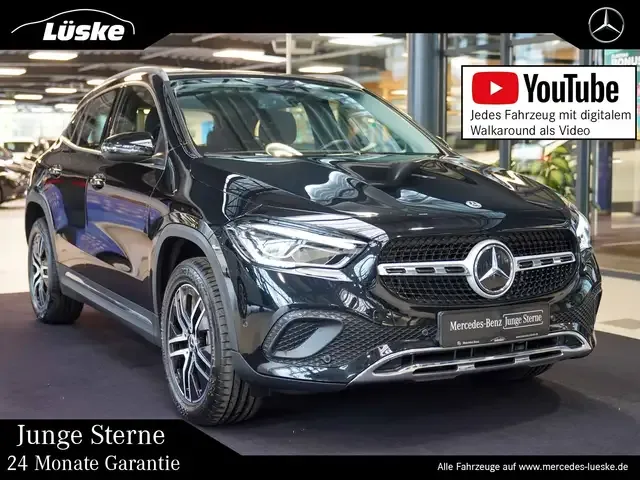 Mercedes-Benz GLA 220
