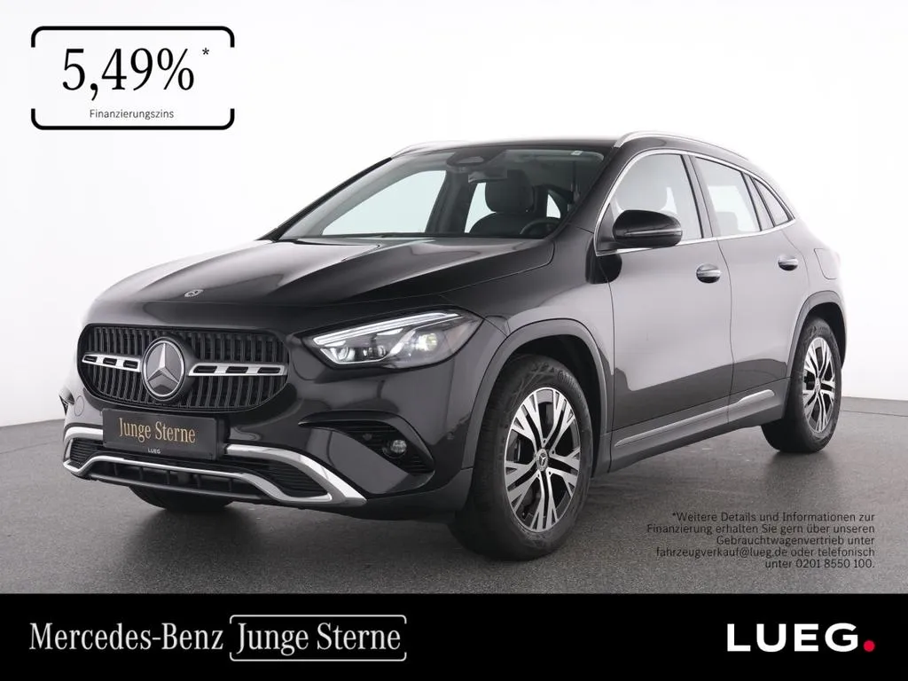 Mercedes-Benz GLA 220
