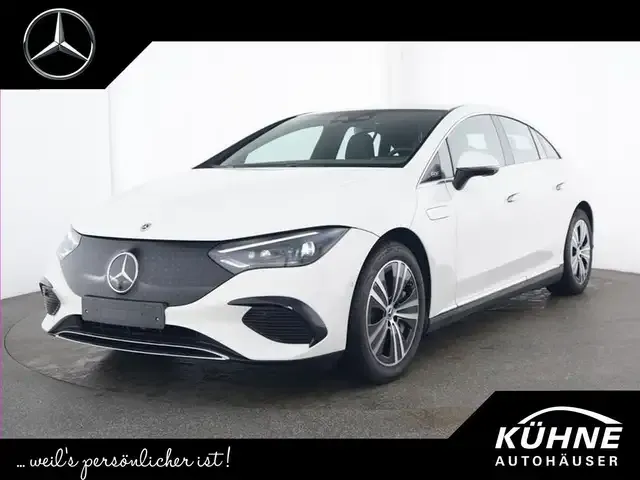 Mercedes-Benz EQE 300