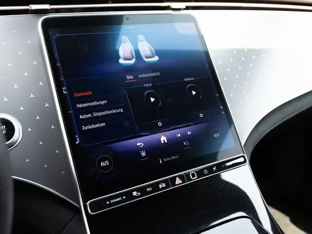Mercedes-Benz EQE 300