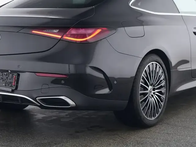 Mercedes-Benz CLE 200