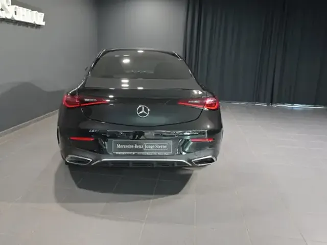 Mercedes-Benz CLE 200