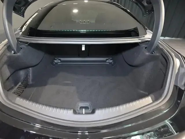 Mercedes-Benz CLE 200