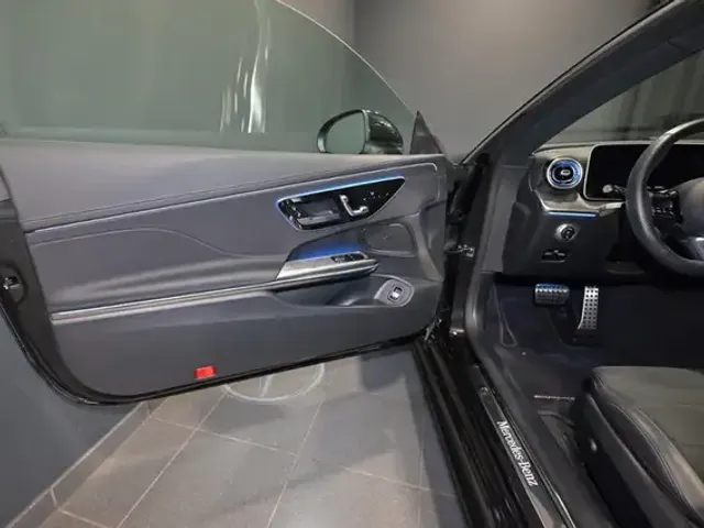 Mercedes-Benz CLE 200