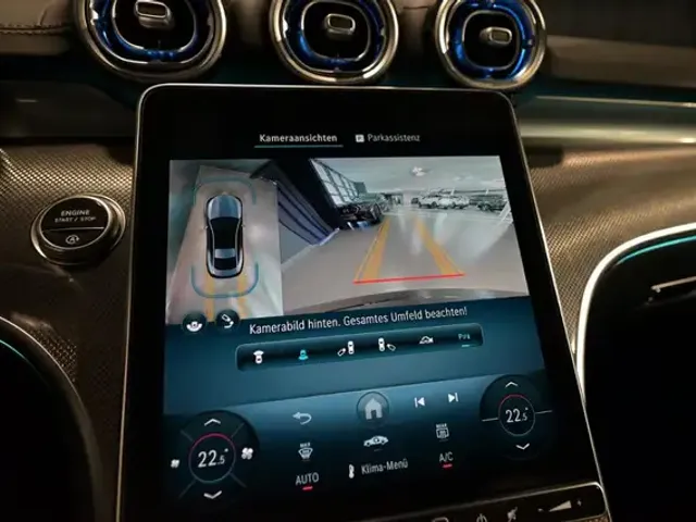 Mercedes-Benz CLE 200