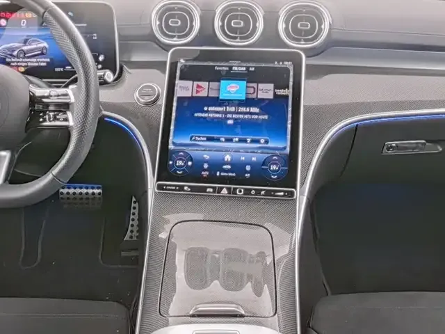 Mercedes-Benz CLE 200