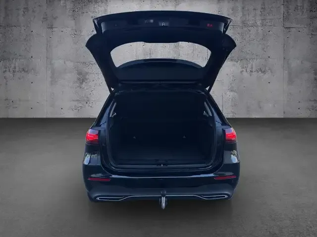 Mercedes-Benz B 220