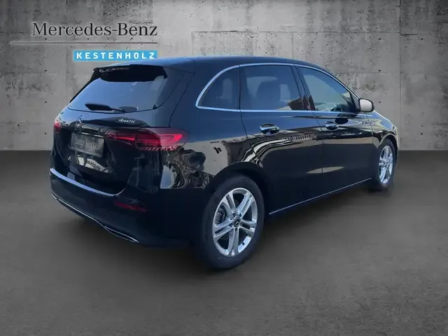 Mercedes-Benz B 220