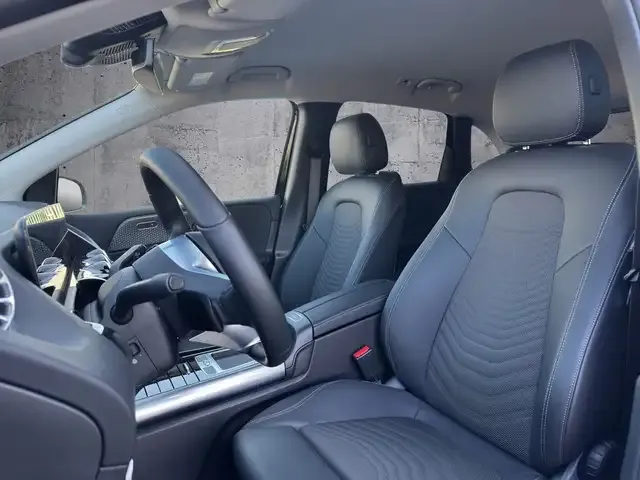 Mercedes-Benz B 220