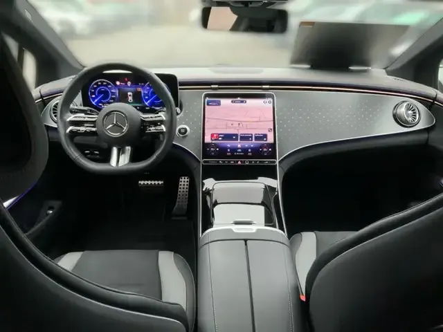 Mercedes-Benz EQE 300