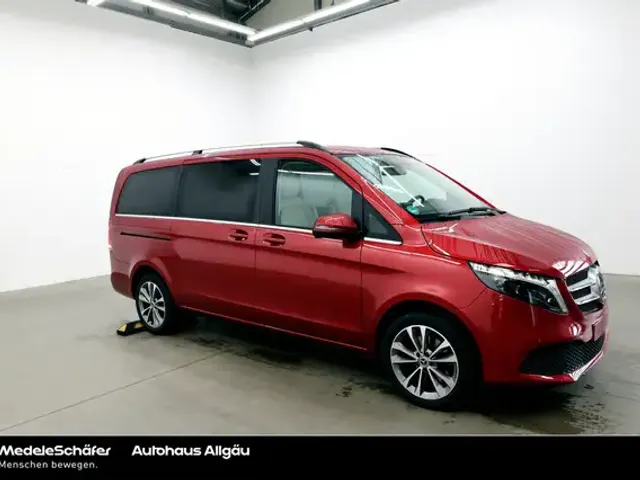 Mercedes-Benz V 250