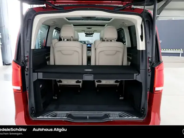 Mercedes-Benz V 250