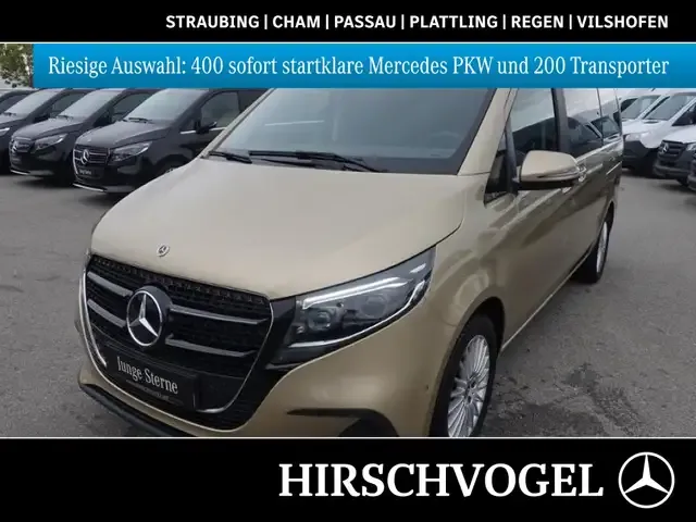 Mercedes-Benz V 220