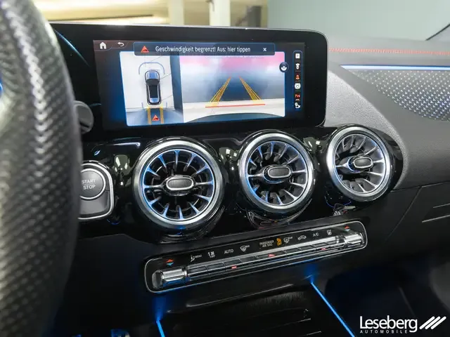 Mercedes-Benz EQA 300