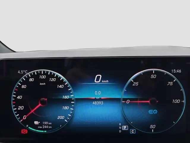 Mercedes-Benz EQA 300