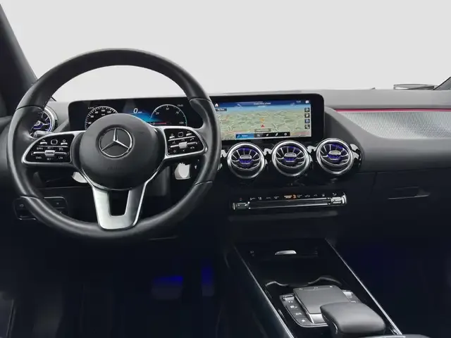 Mercedes-Benz EQA 300