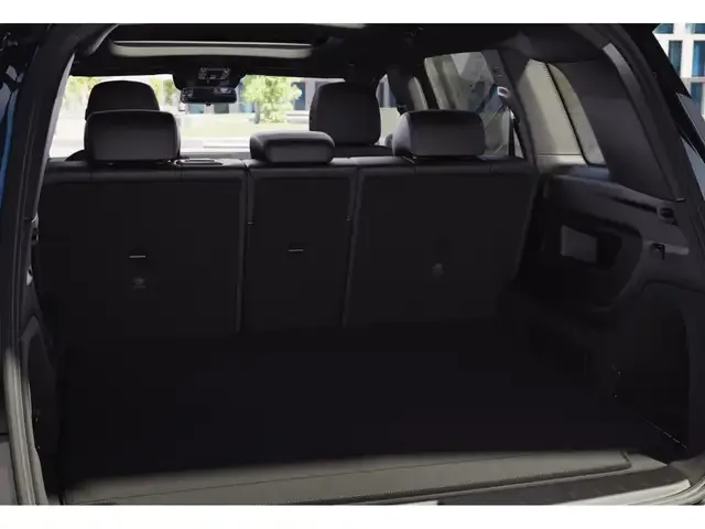 Mercedes-Benz EQB 350