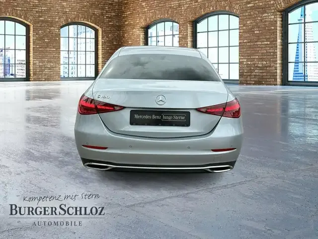 Mercedes-Benz C 180