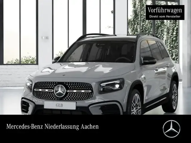 Mercedes-Benz GLB 220