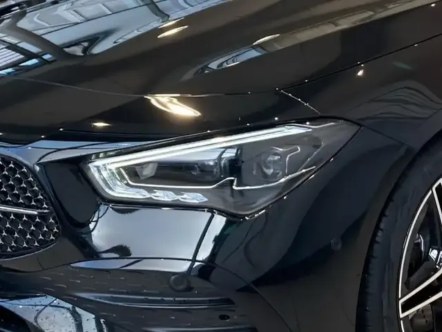 Mercedes-Benz CLA 220