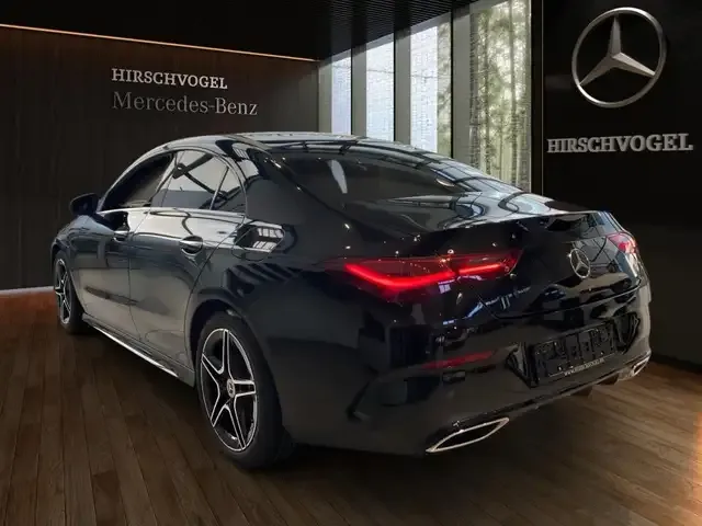 Mercedes-Benz CLA 220