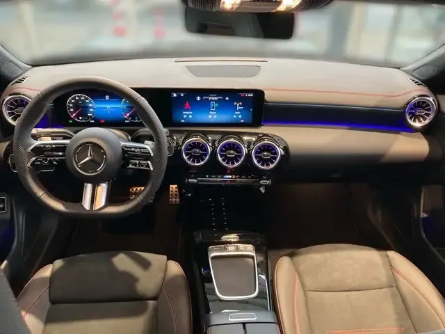 Mercedes-Benz CLA 220