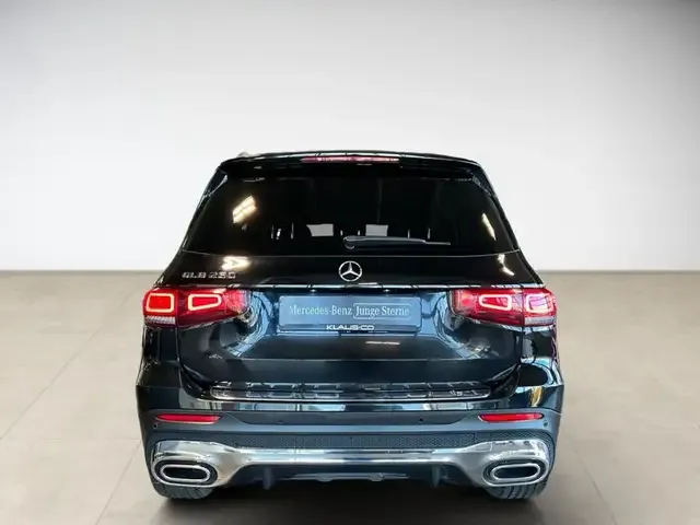 Mercedes-Benz GLB 250