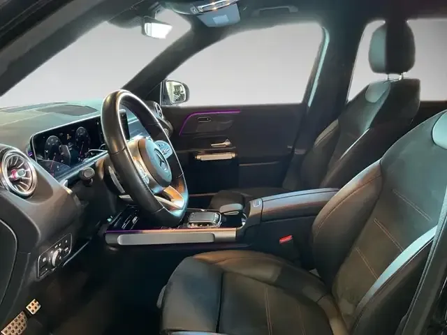 Mercedes-Benz GLB 250