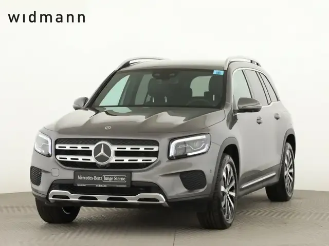 Mercedes-Benz GLB 250