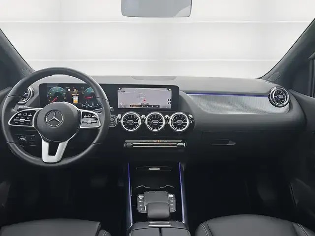 Mercedes-Benz B 220