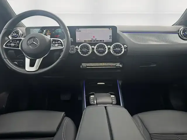 Mercedes-Benz B 220