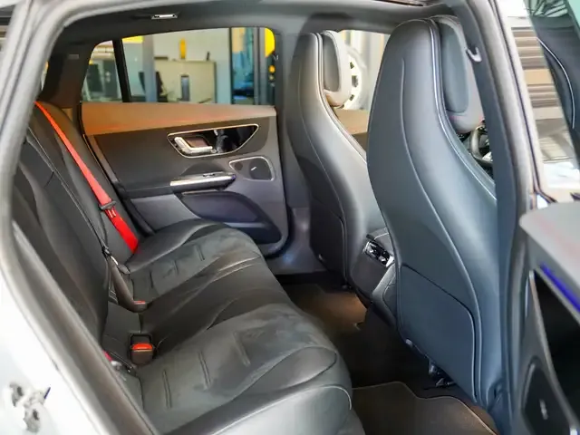 Mercedes-Benz EQE 53