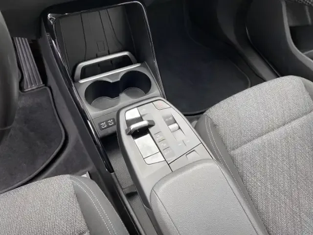 BMW 225
