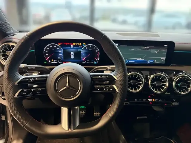 Mercedes-Benz CLA 180