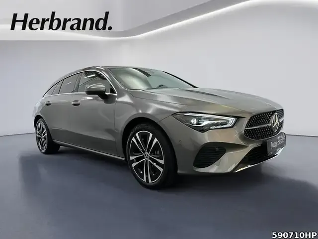 Mercedes-Benz CLA 180
