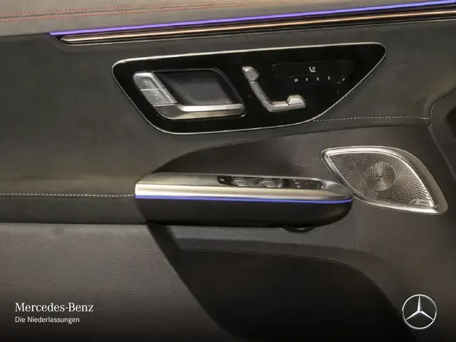 Mercedes-Benz EQE 43