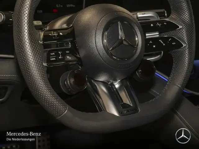 Mercedes-Benz EQE 43