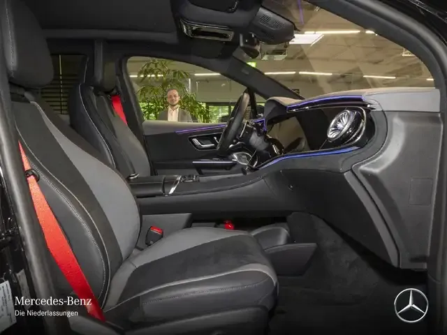 Mercedes-Benz EQE 43
