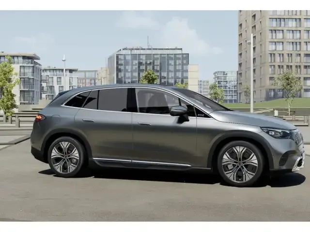 Mercedes-Benz EQE SUV
