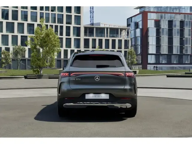 Mercedes-Benz EQE SUV