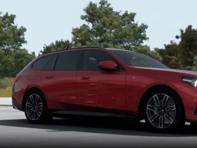 BMW i5